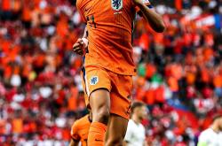 开云下载-欧洲篮球联赛半决赛对决所向披靡,强者将会脱颖而出的简单介绍