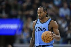 开云官方app入口-快船面对克星马刺，如何突破对方防线成为难题的简单介绍