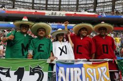 开云体育平台APP-包含美国队战俄罗斯队，西会卡姆鲁克斯表现出色帮助球队获胜的词条