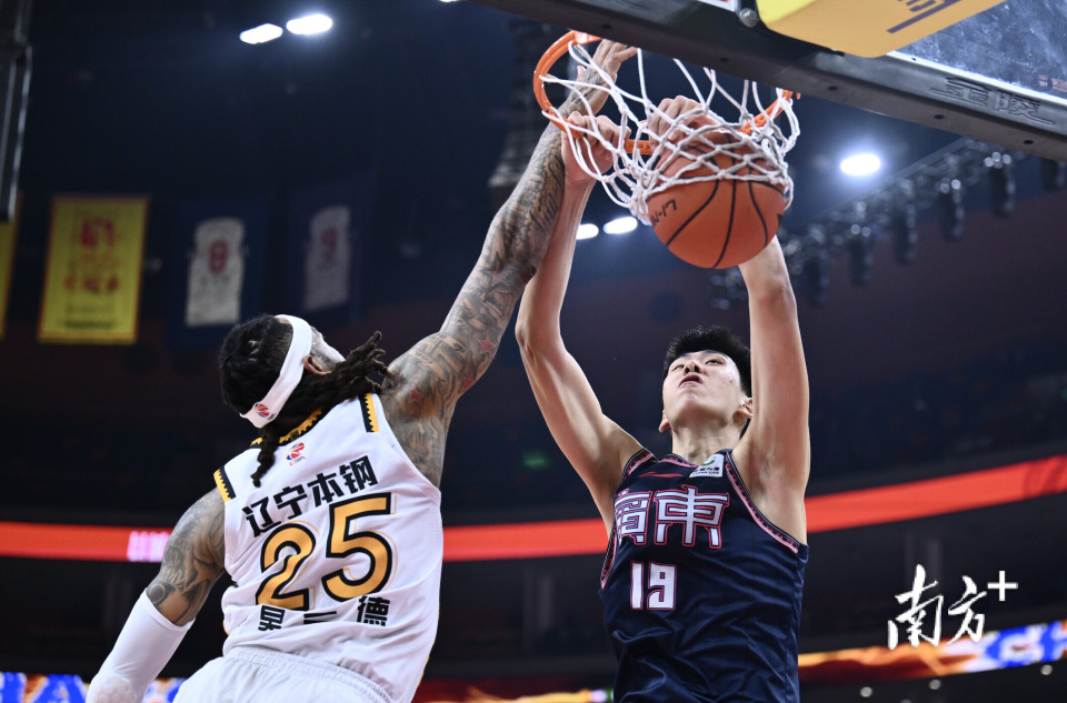 包含CBA联赛:广东男篮击败北京队,取得五连胜的词条 包含CBA联赛:广东男篮击败北京队,取得五连胜的词条