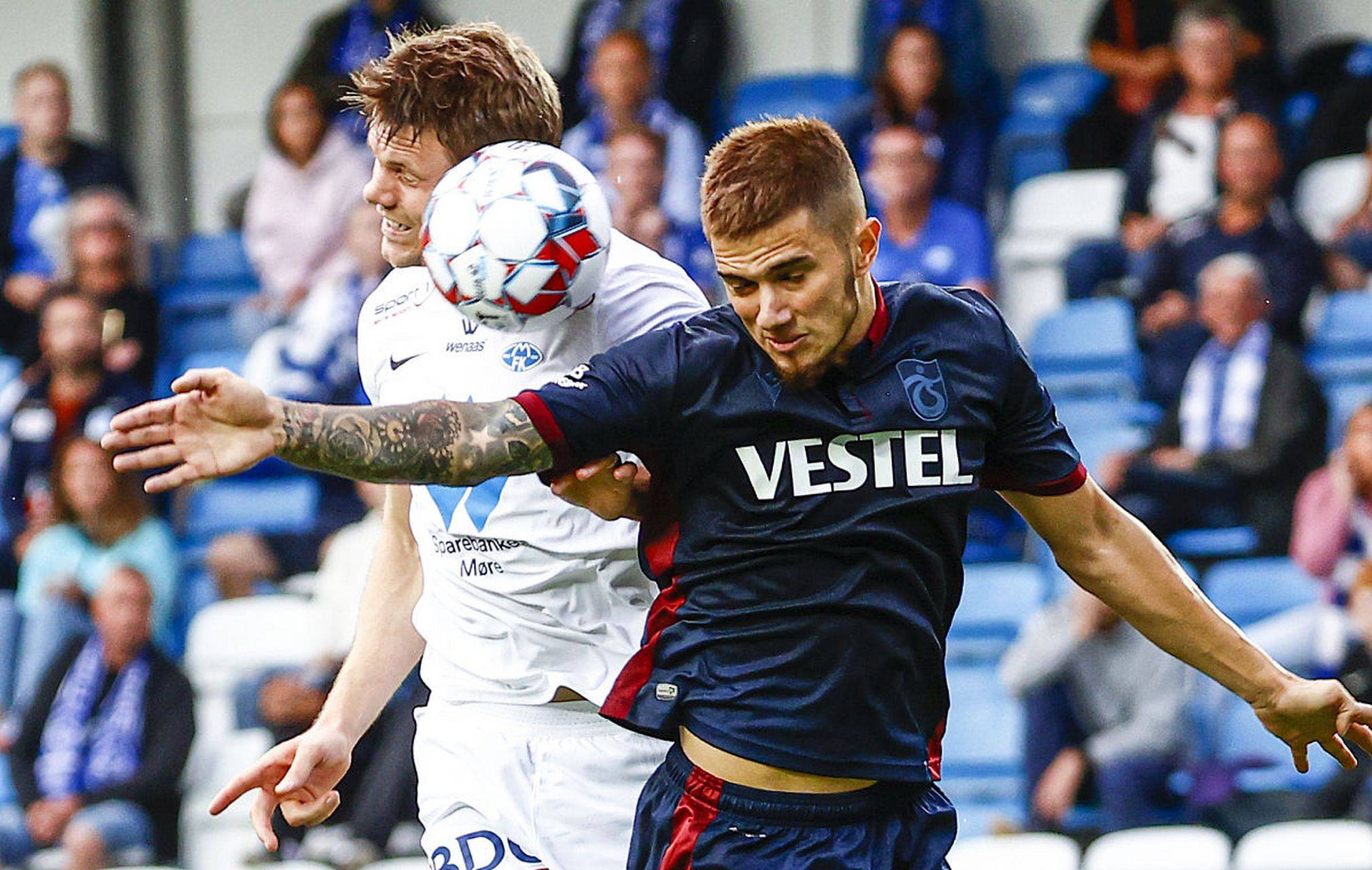 关于挪威国家队力克对手,跻身晋级区的信息 关于挪威国家队力克对手,跻身晋级区的信息