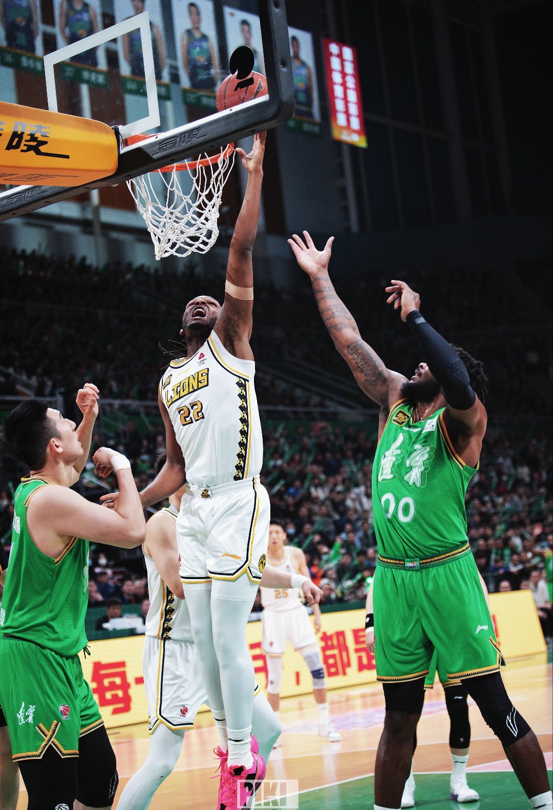 主场优势发挥,球队坚守不败 主场优势发挥,球队坚守不败