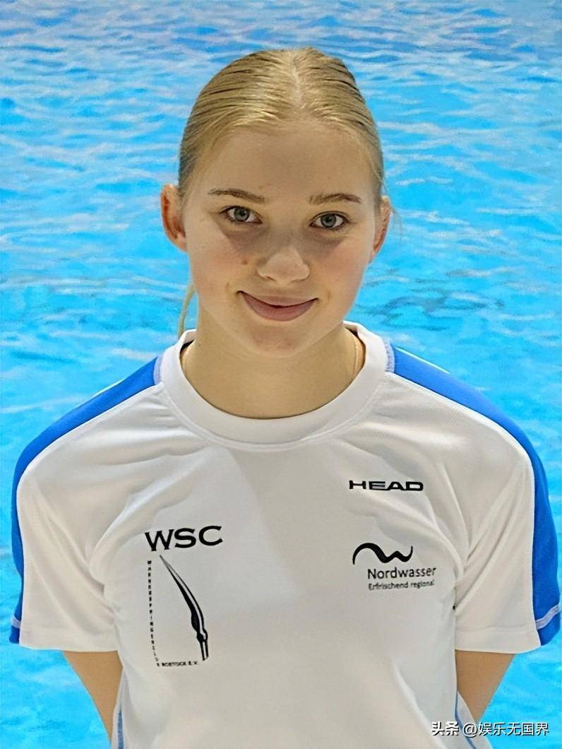 匈牙利运动员获得跳水比赛冠军 匈牙利运动员获得跳水比赛冠军