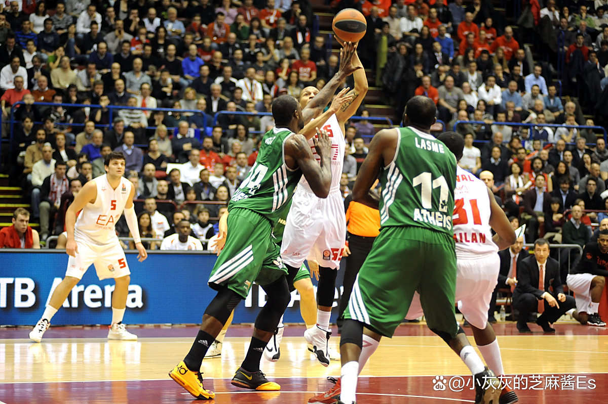 雄鹿主场大比分获胜，魔术无力反击的简单介绍