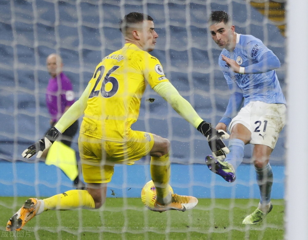 佛罗伦萨士气高涨,欧战希望重燃的简单介绍 佛罗伦萨士气高涨,欧战希望重燃的简单介绍