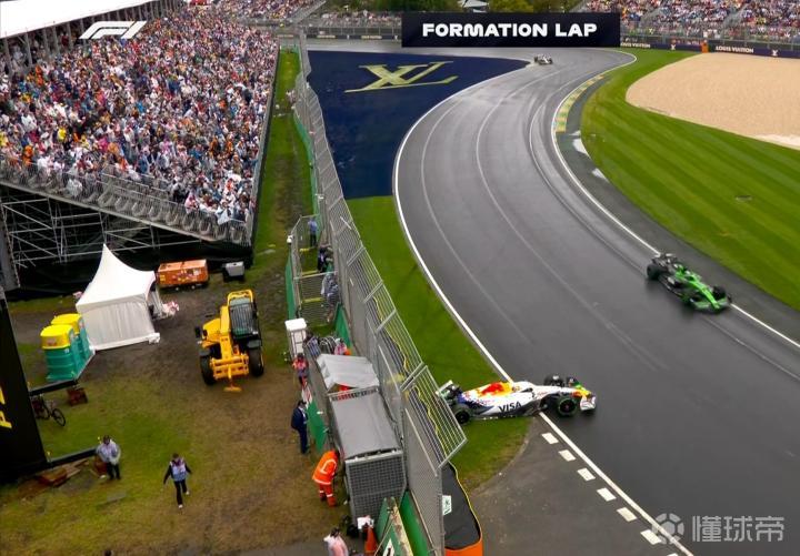 关于红牛车队碾压威廉姆斯，汉密尔顿统治全场的信息